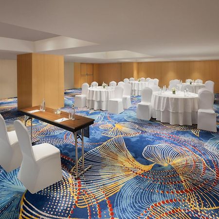 Marriott Executive Apartments Hyderabad Exterior foto