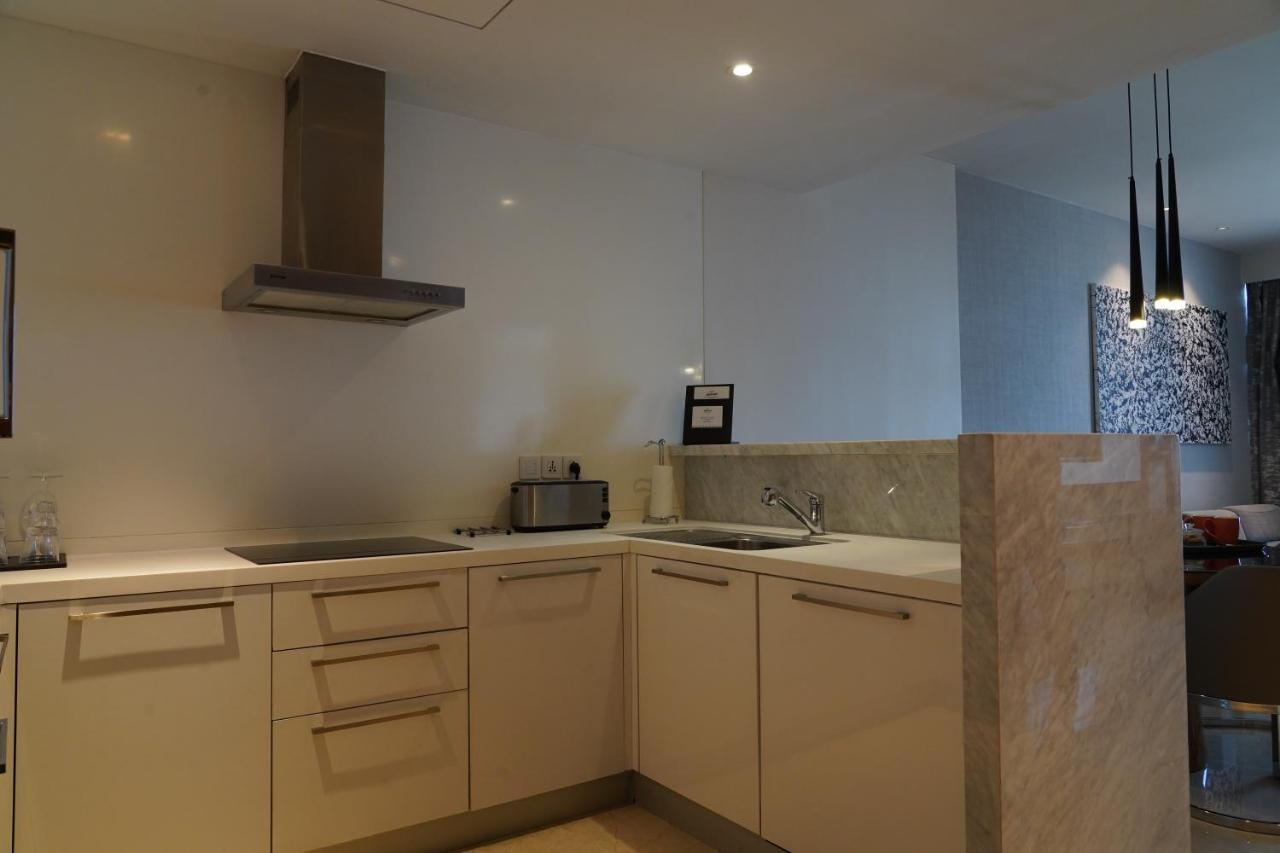 Marriott Executive Apartments Hyderabad Exterior foto